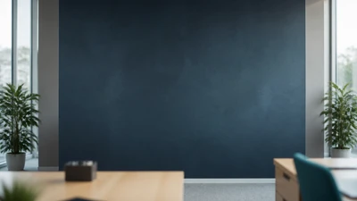 مكتب بريطاني نهاري بجدار كحلي ناعم ونوافذ مضيئة — خلفية مناسبة لنص أبيض لموقع Eteform لتأسيس الشركات